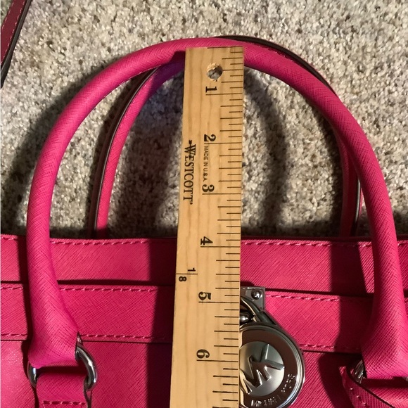 MICHEAL Micheal Kors Hamilton Fuchsia NWT From Macys Never Been Used! - Picture 10 of 14